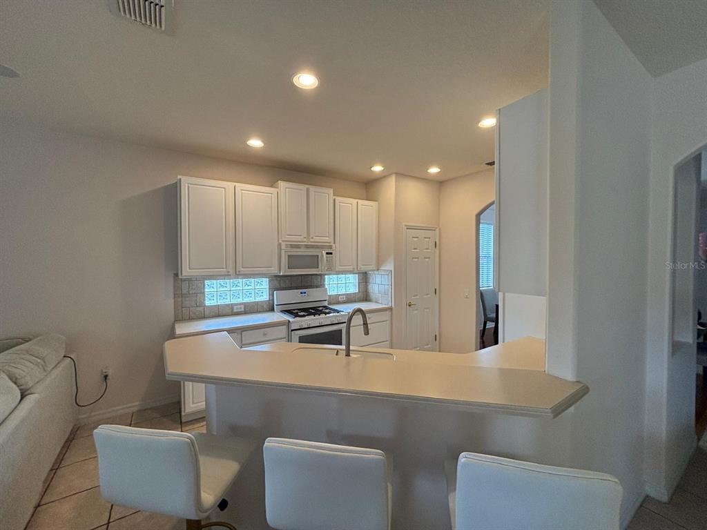 11264 Rapallo Lane Windermere, FL 34786 - Photo 3 of 10