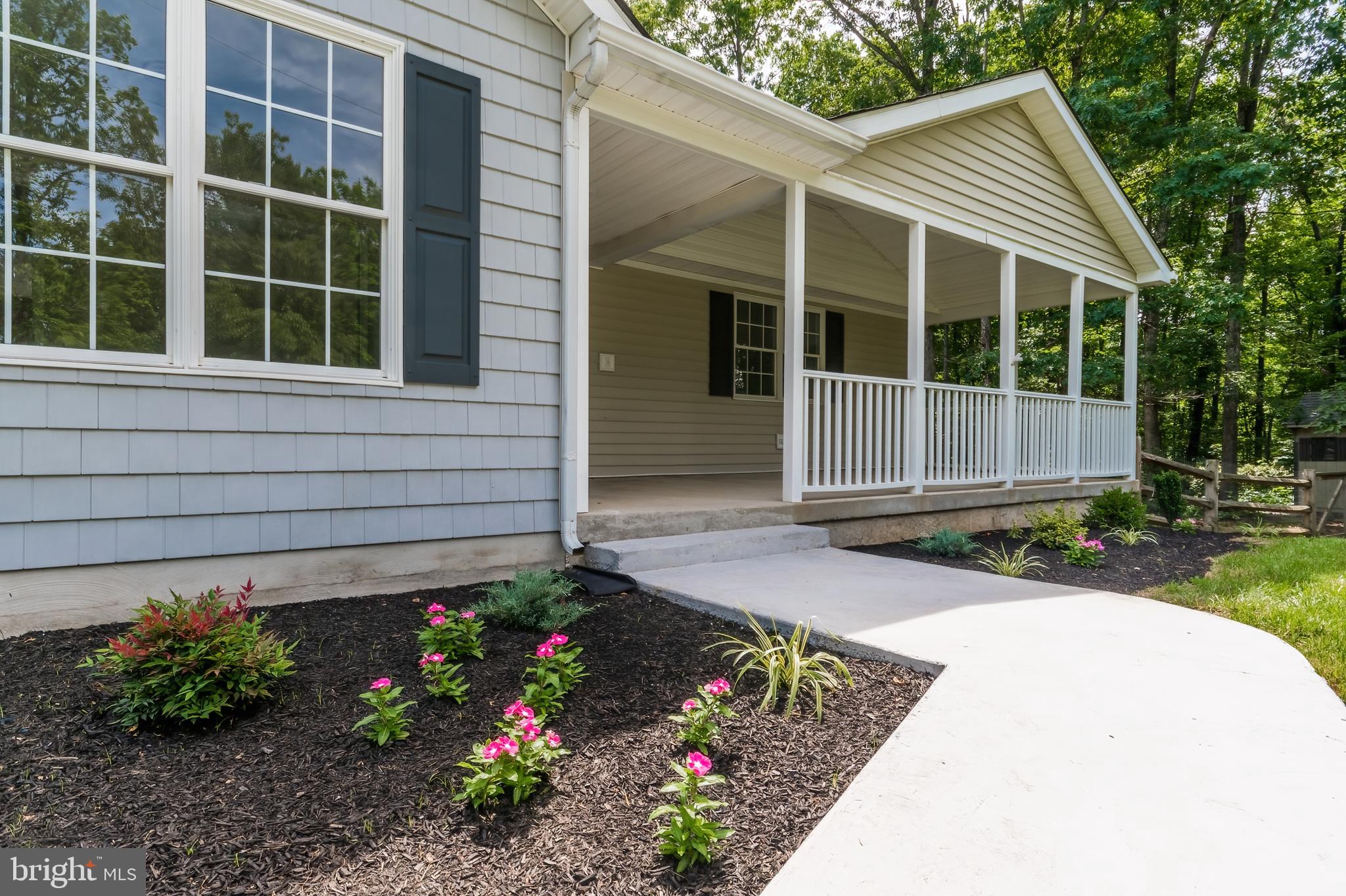 107 Floral Ridge Circle Inwood, WV 25428 - Photo 5 of 64 Gallery Image 5