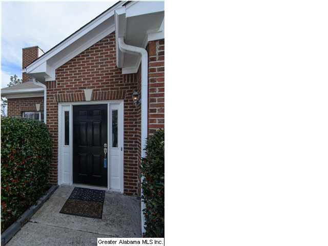 113 Canyon Place Pelham, AL 35124 - Photo 2 of 32
