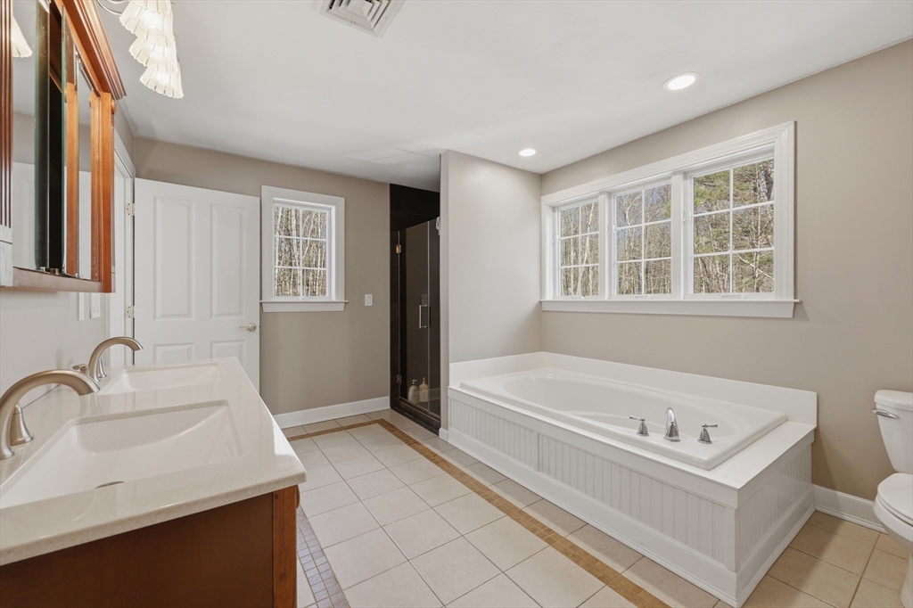 53 Fitzgerald Road Charlton, MA 01507 - Photo 25 of 38