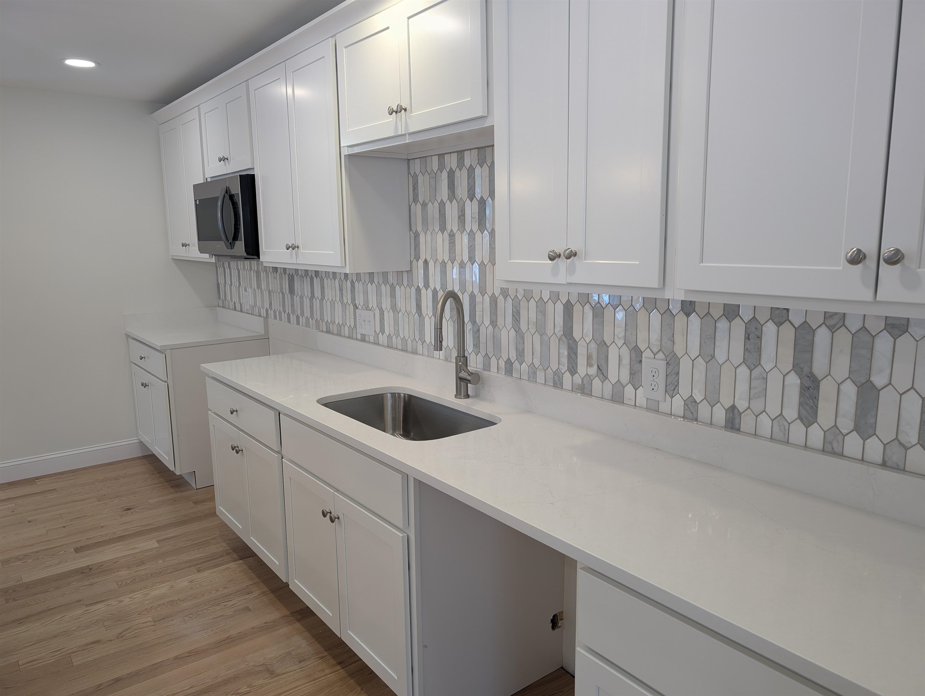 28 Pebble Court, Unit 14 Barrington, NH 03825 - Photo 15 of 49