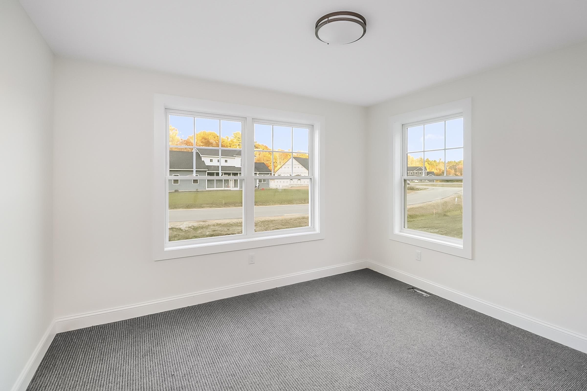 28 Pebble Court, Unit 14 Barrington, NH 03825 - Photo 24 of 49