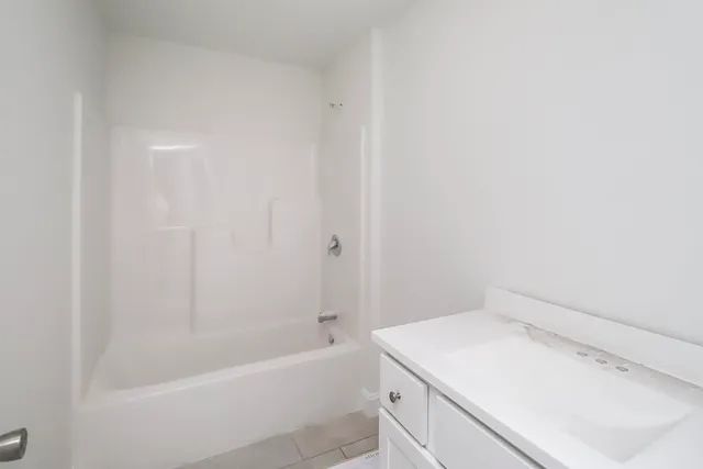 $774,900 | 28 Pebble Court, Unit 14, Barrington, NH 03825