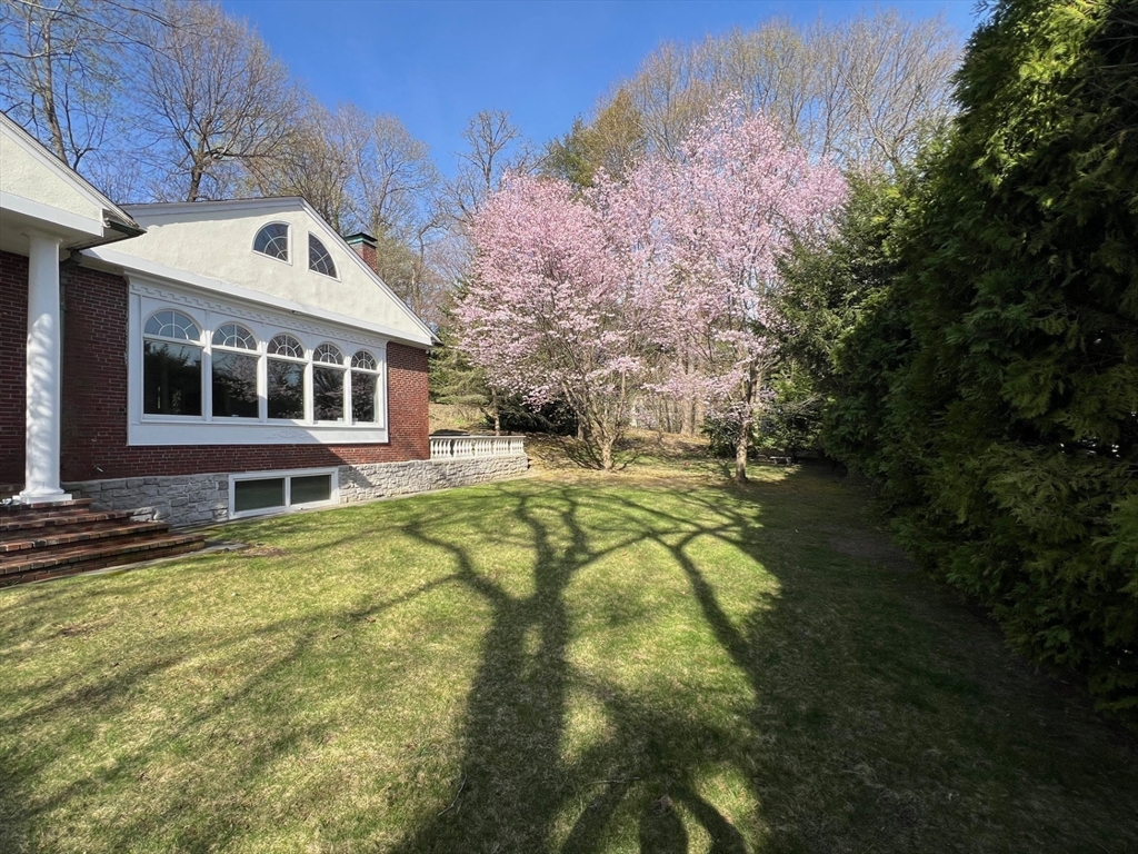 75 Lee Street Brookline, MA 02445 - Photo 27 of 30