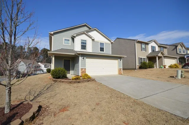$2,195 | 2503 Girvan Drive, Fuquay-Varina, NC 27526