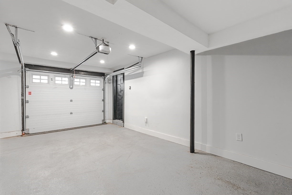 15 Kent Square Brookline, MA 02446 - Photo 20 of 26