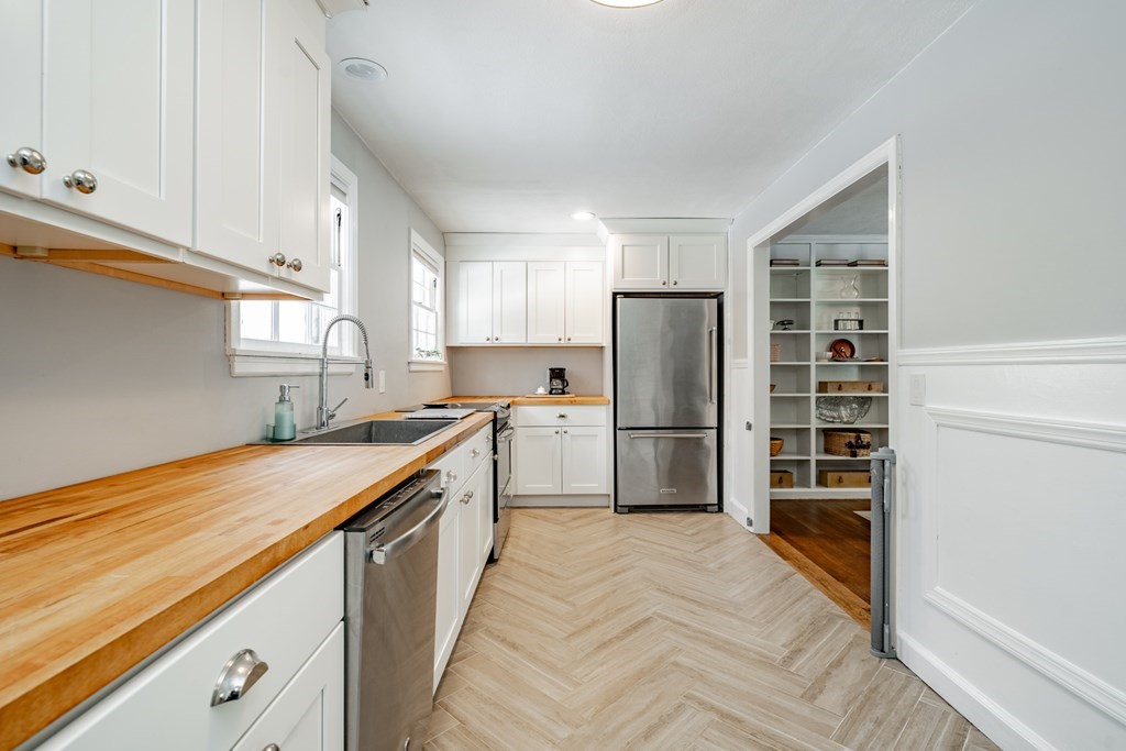73 North Longyard Road Southwick, MA 01077 - Photo 10 of 35 Gallery Image 10