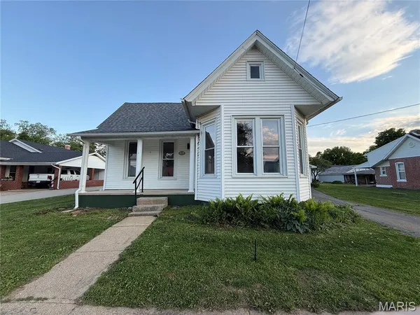 $169,500 | 209 West College Avenue, Fredericktown, MO 63645