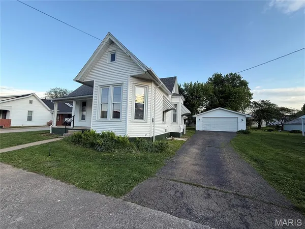 $169,500 | 209 West College Avenue, Fredericktown, MO 63645