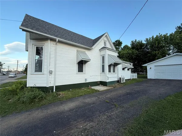 $169,500 | 209 West College Avenue, Fredericktown, MO 63645