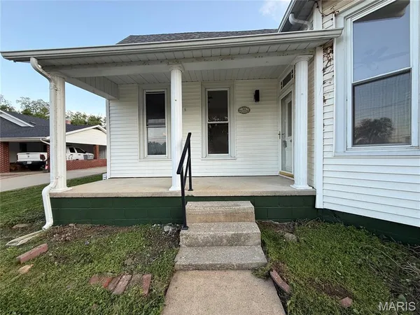 $169,500 | 209 West College Avenue, Fredericktown, MO 63645