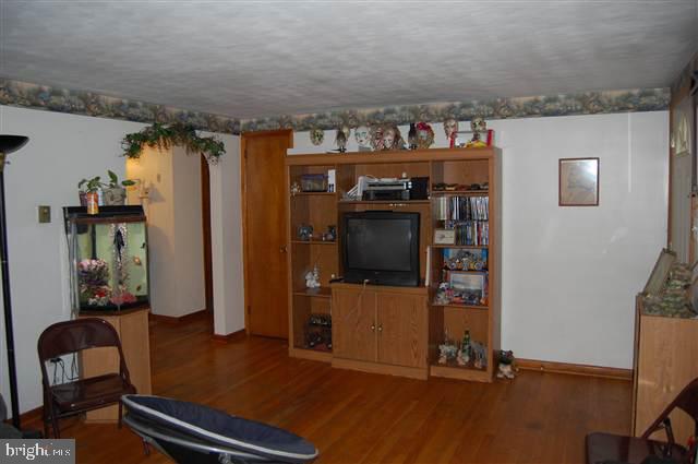170 Bloserville Road Carlisle, PA 17015 - Photo 4 of 12 Gallery Image 4