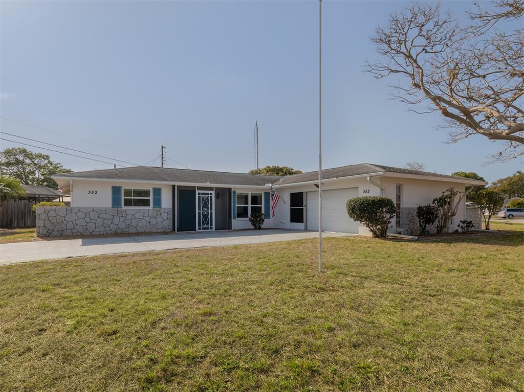 352 Pine Tree Road Venice, FL 34293 - Photo 1 of 1 Front Elevation