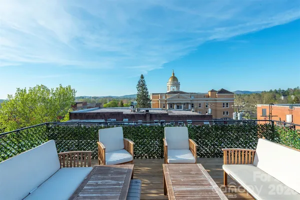 $955,000 | 225 North Main Street, Unit C, Hendersonville, NC 28792