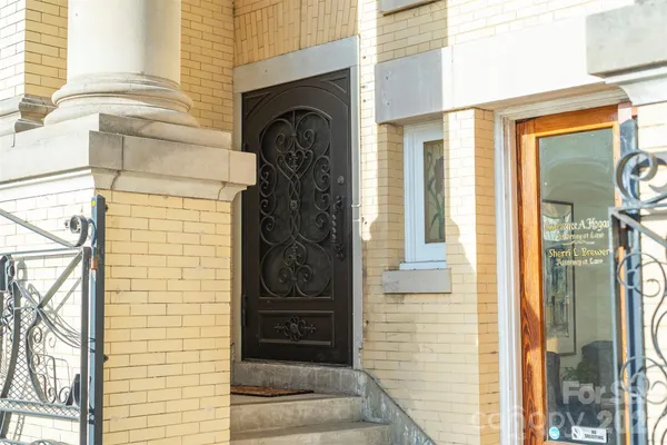 $955,000 | 225 North Main Street, Unit C, Hendersonville, NC 28792