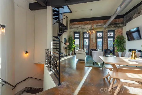 $955,000 | 225 North Main Street, Unit C, Hendersonville, NC 28792