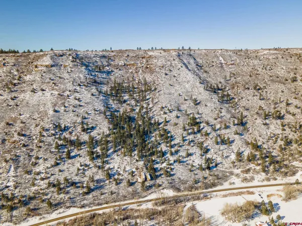 a view of a sky view