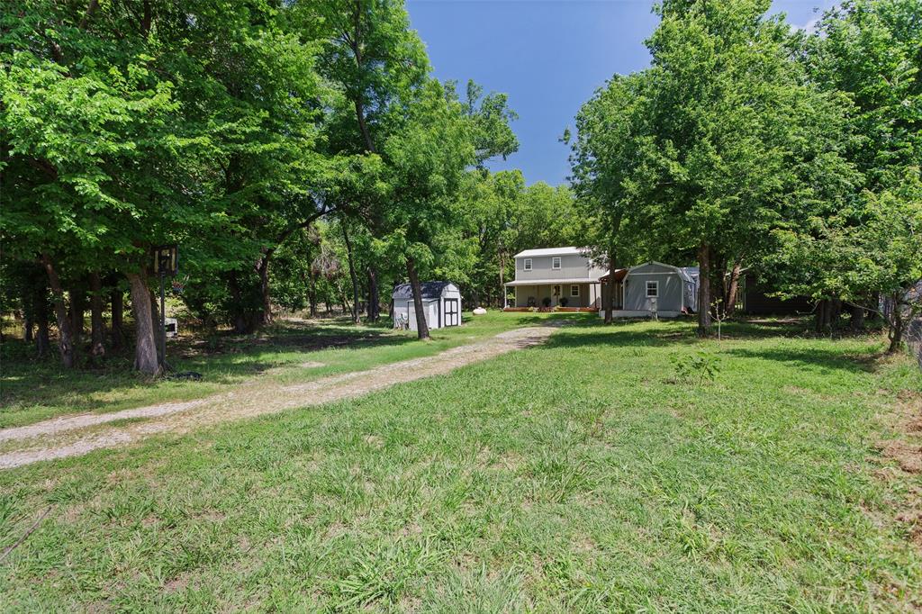 108 Blue Moon Court Springtown, TX 76082 - Photo 33 of 34