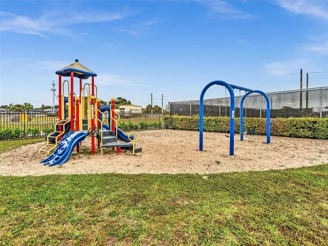 $685,000 | 7661 Southwest 102nd Place, Miami, FL 33173