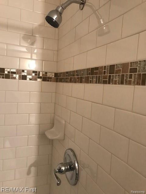 3857 Hannan Road Wayne, MI 48184 - Photo 33 of 46 IMG_5903.jpg