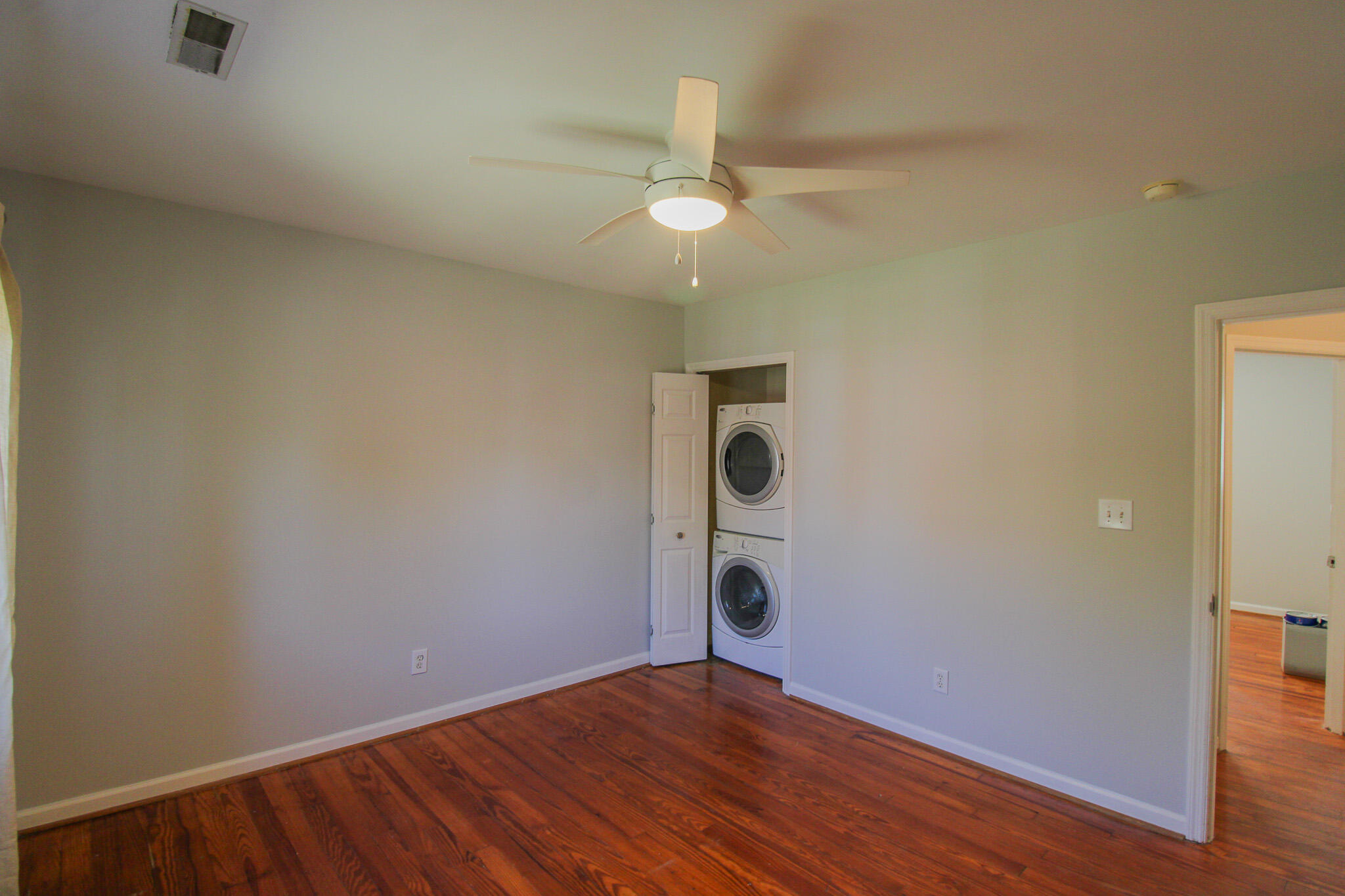 21 Hester Street, Unit 3 Charleston, SC 29403 - Photo 10 of 17 IMG_1721