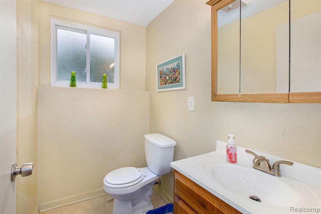 22632 Winfield Road Novi, MI 48375 - Photo 19 of 29