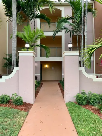 $2,250 | 11730 St Andrews Place, Unit 203, Wellington, FL 33414
