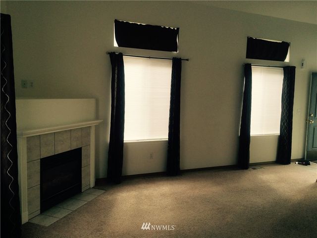 $217,500 | 13309 88th Ave Court East, Puyallup, WA 98373