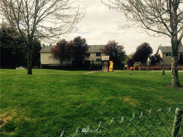 $217,500 | 13309 88th Ave Court East, Puyallup, WA 98373