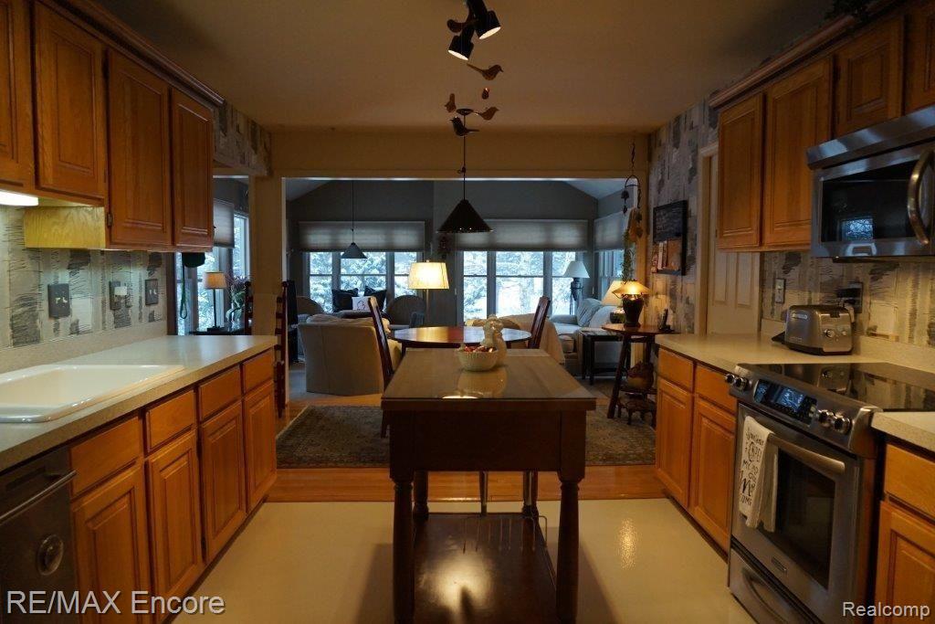 6491 Pine Valley Road Clarkston, MI 48346 - Photo 36 of 64