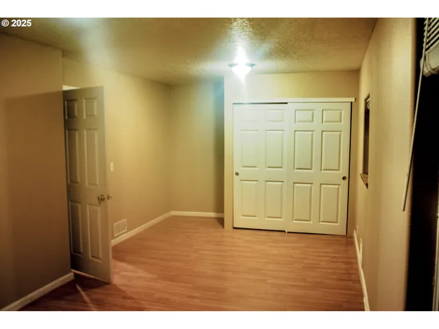 $575,000 | 825 Yale Avenue, Gladstone, OR 97027