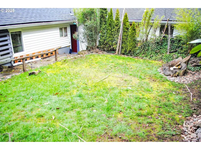 $575,000 | 825 Yale Avenue, Gladstone, OR 97027