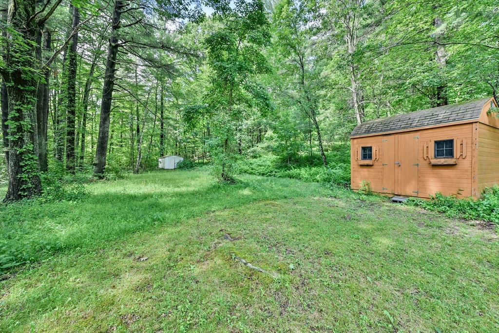 151 Baker Pond Road Dudley, MA 01571 - Photo 9 of 33