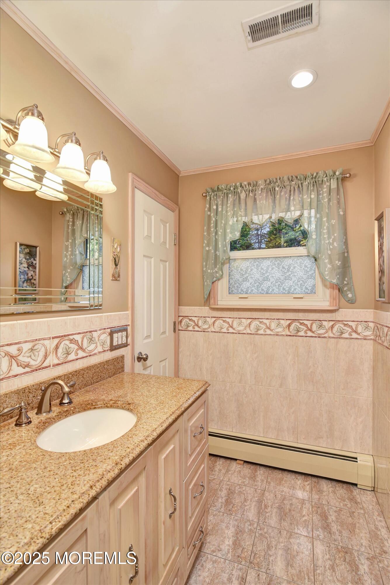 174 Ramtown-Greenville Road Howell, NJ 07731 - Photo 13 of 24 Bathroom