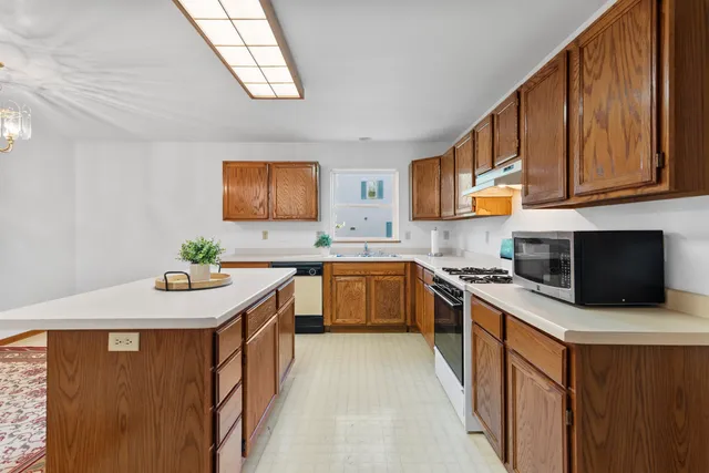 $439,900 | 669 North Woods Edge Drive, Oregon, WI 53575