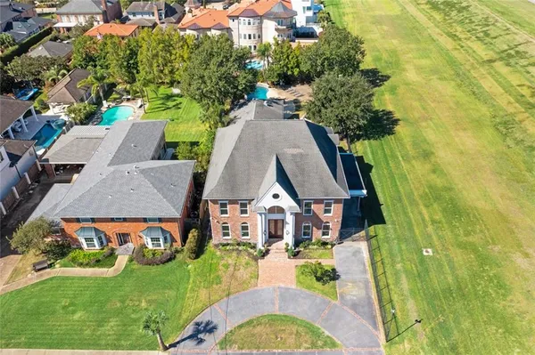 $1,595,000 | 3928 Edenborn Avenue, Metairie, LA 70002