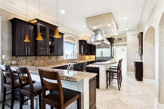 $1,649,000 | 3928 Edenborn Avenue, Metairie, LA 70002