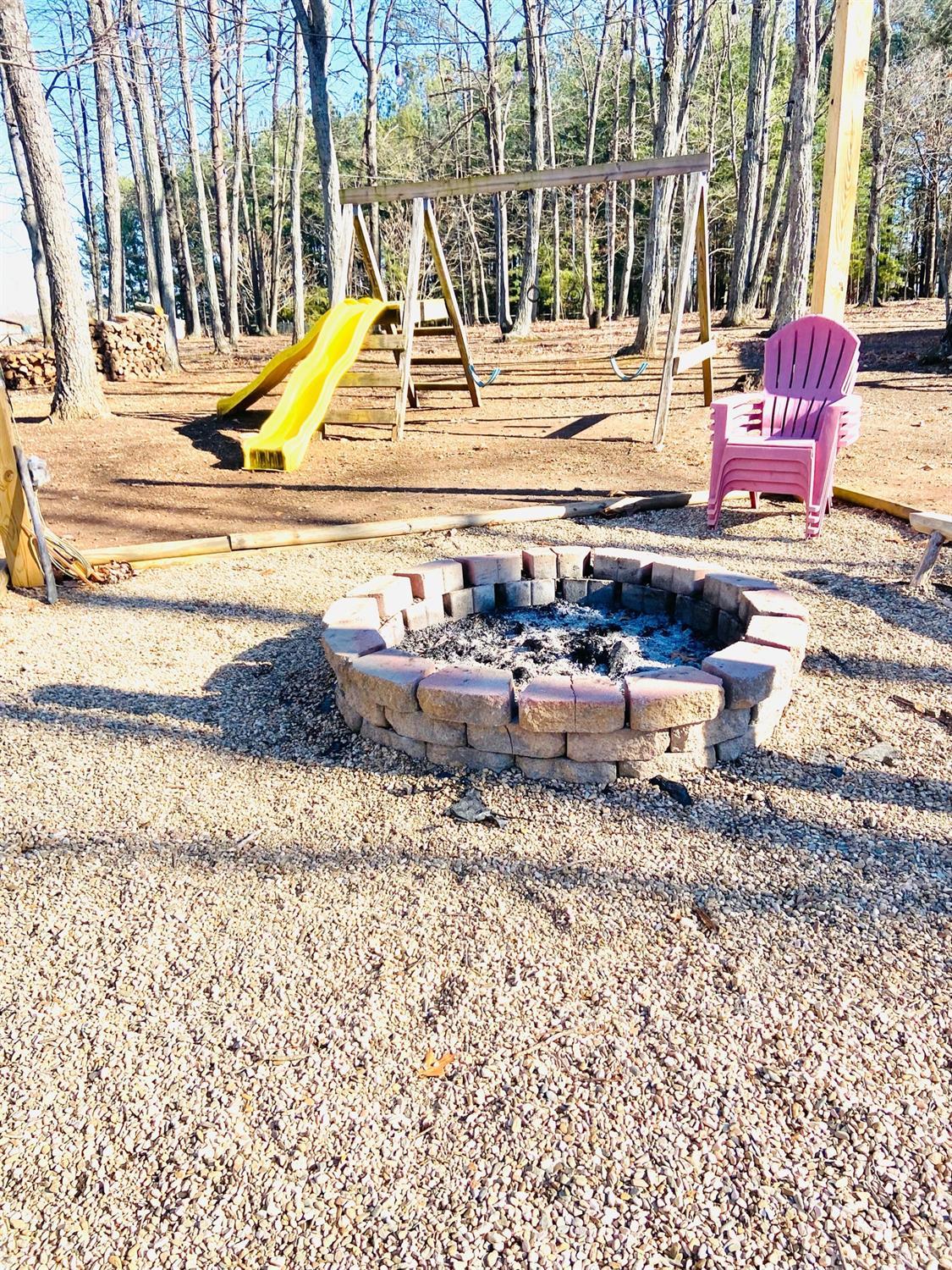 498 Stonewall Road Concord, VA 24538 - Photo 7 of 30
