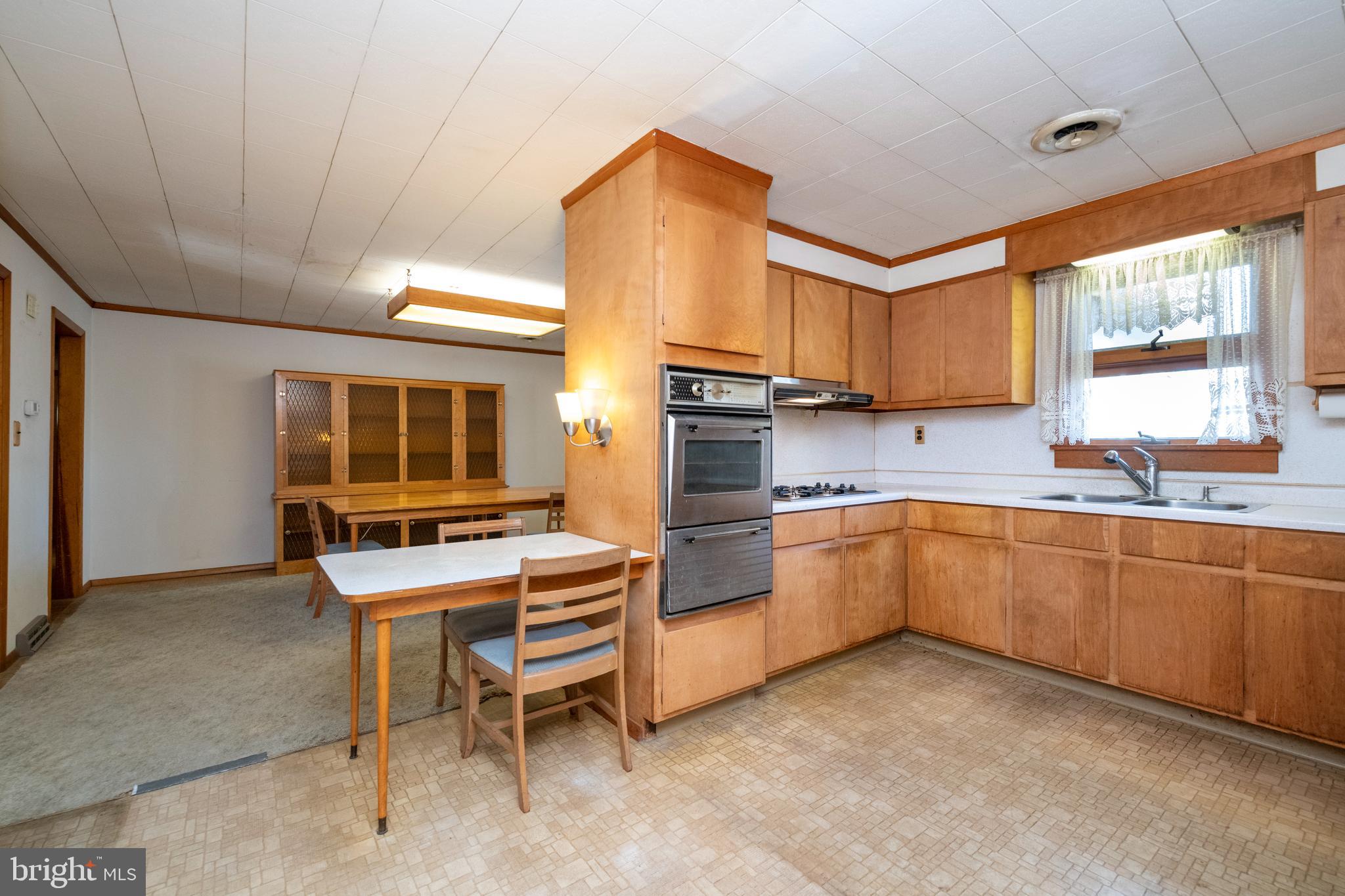 1900 Silver Lane Road Essex, MD 21221 - Photo 13 of 46 Kitchen