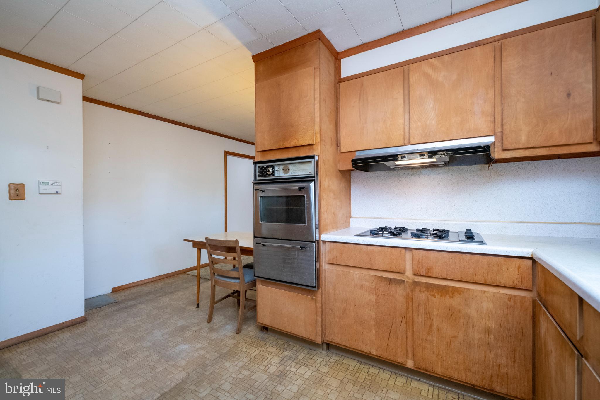 1900 Silver Lane Road Essex, MD 21221 - Photo 16 of 46 Kitchen
