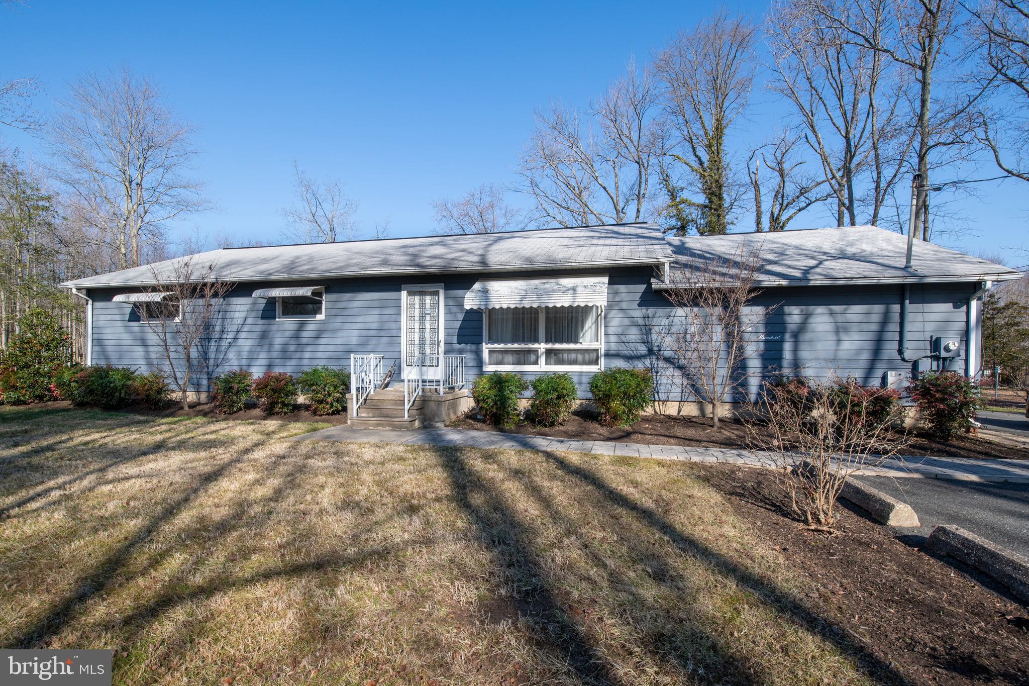 1900 Silver Lane Road Essex, MD 21221 - Photo 3 of 46