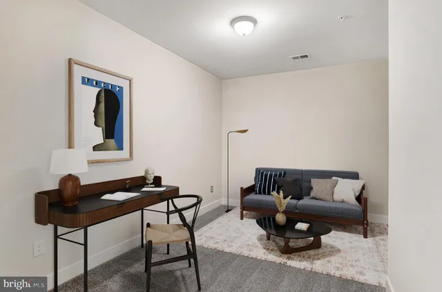 $685,000 | 9523 Bastille Street, Unit 207, Fairfax, VA 22031