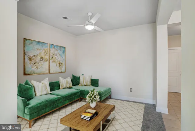 $685,000 | 9523 Bastille Street, Unit 207, Fairfax, VA 22031