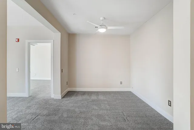 $685,000 | 9523 Bastille Street, Unit 207, Fairfax, VA 22031