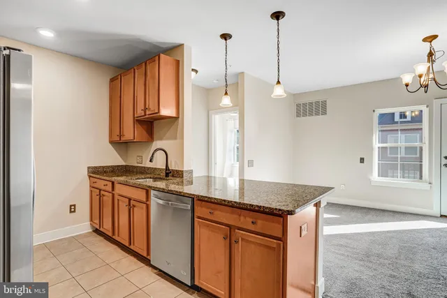 $685,000 | 9523 Bastille Street, Unit 207, Fairfax, VA 22031