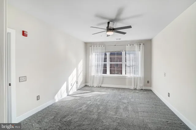 $685,000 | 9523 Bastille Street, Unit 207, Fairfax, VA 22031