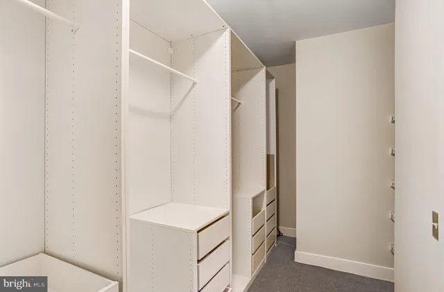 $685,000 | 9523 Bastille Street, Unit 207, Fairfax, VA 22031