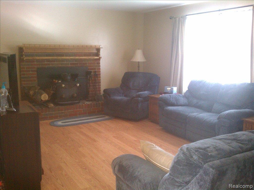 2160 Vernor Road Lapeer, MI 48446 - Photo 12 of 25 11-LivingRoom-2