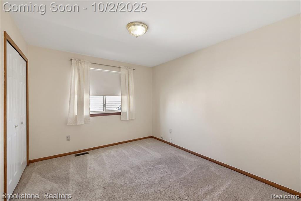 46063 Pat Street Chesterfield, MI 48051 - Photo 29 of 43