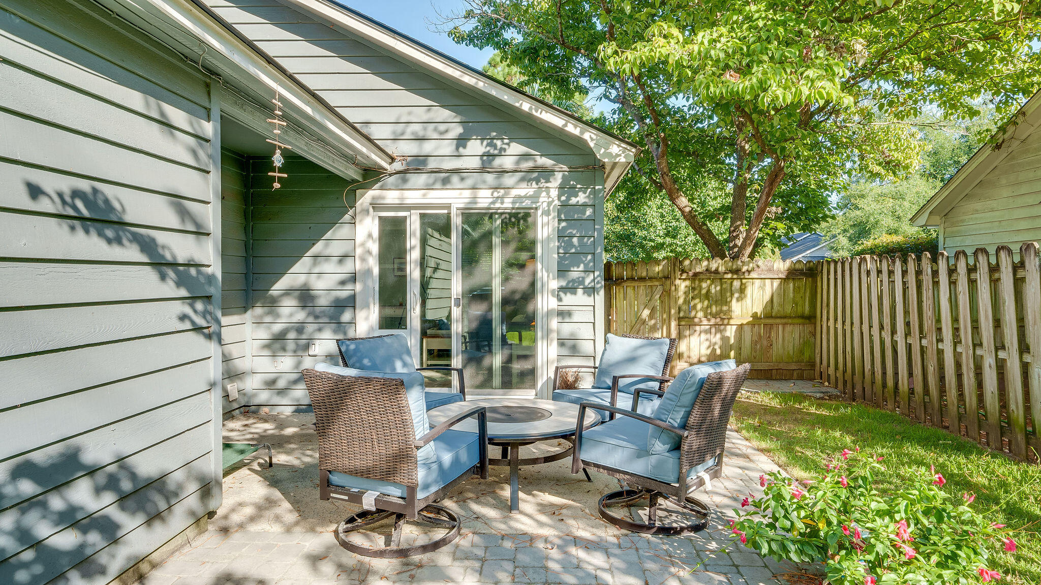 1213 Llewellyn Road Mount Pleasant, SC 29464 - Photo 4 of 28 4